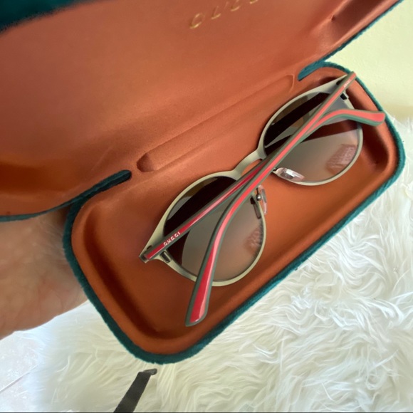 Authentic Gucci 52 mm retro round sunglasses - Picture 5 of 14